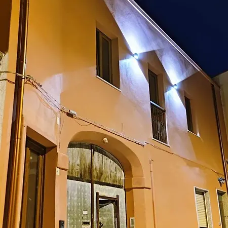 Karales Antica Dimora Tatil Evi Cagliari